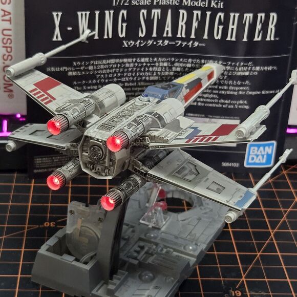 X-Wing Starfighter 1/72 Star Wars Model Bandai With Leds, Completed - Picture 7 of 8